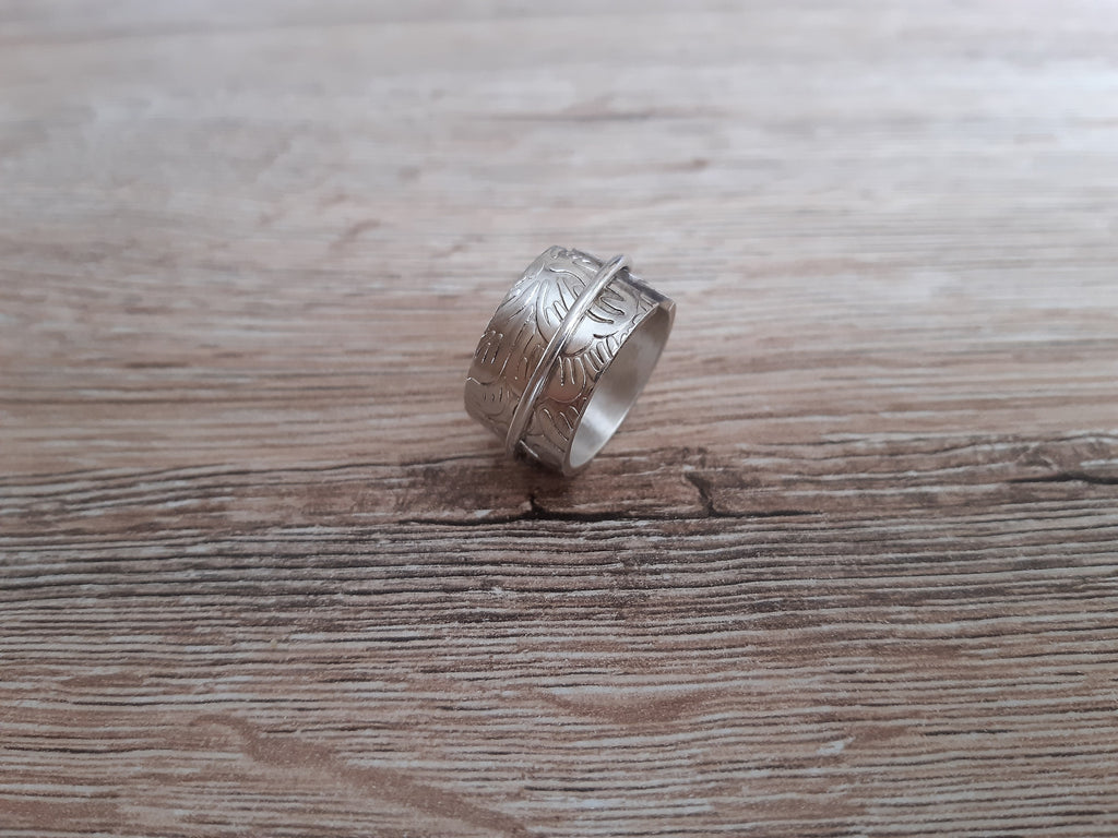Ring, florales Band – Detailansicht 2