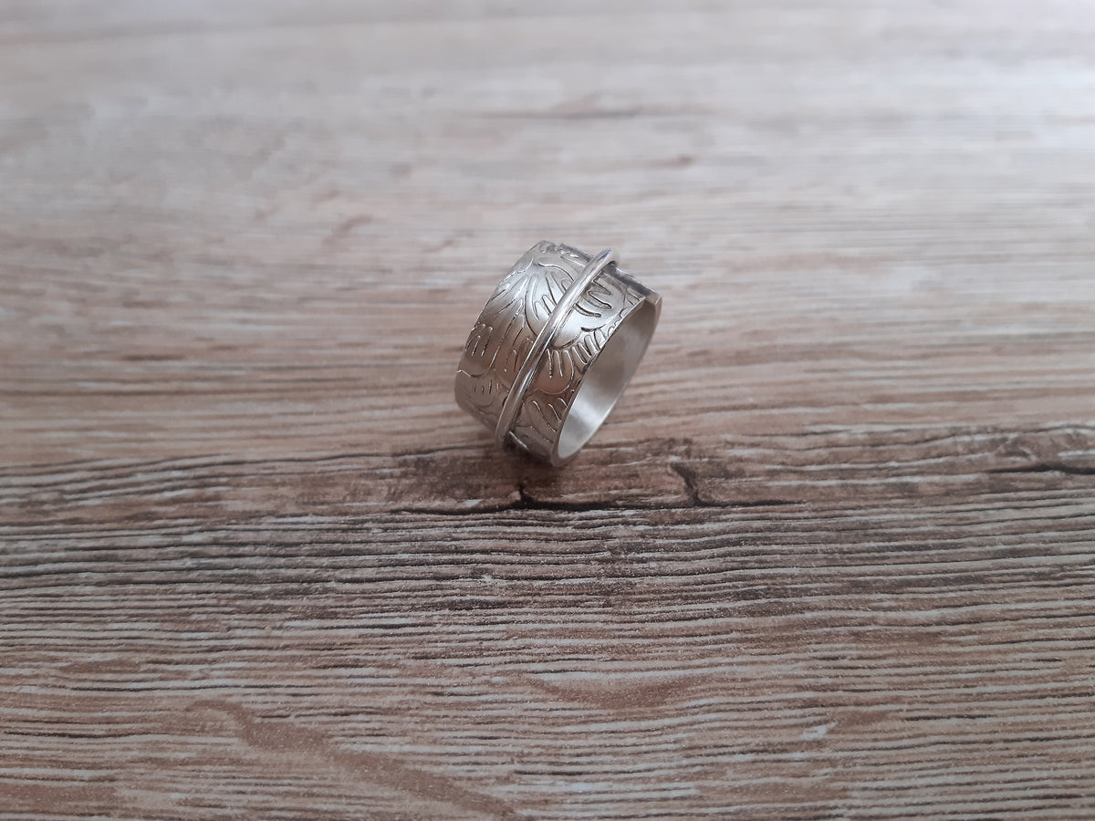 Ring, florales Band – Detailansicht 2