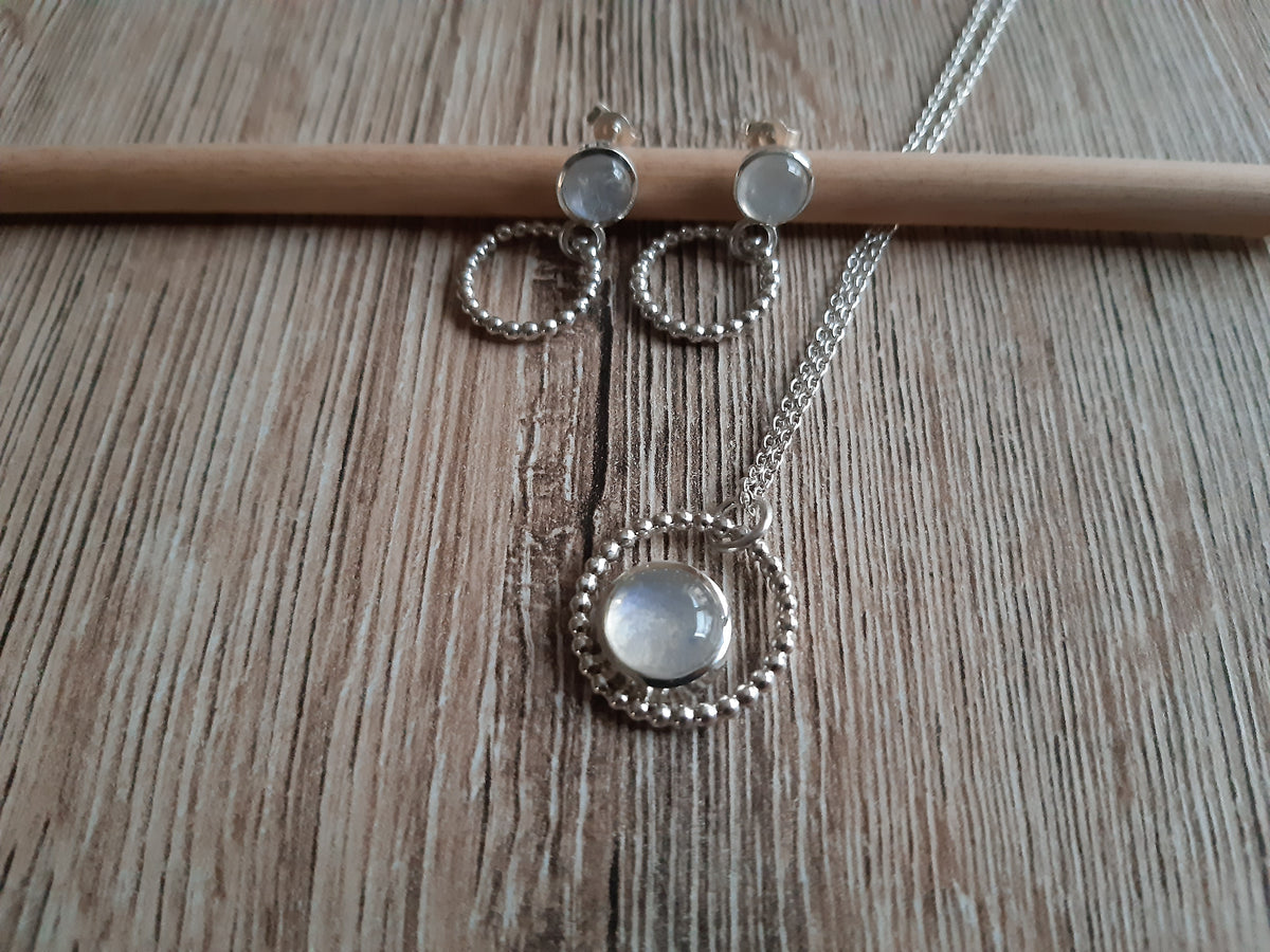 Ohrstecker Mondkristall – Schmuck von Goldschmiede AS