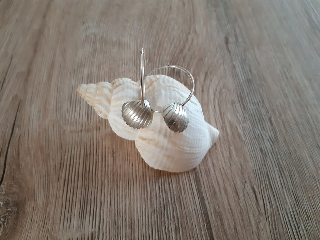 Creolen mit Muscheln – Schmuck von Goldschmiede AS