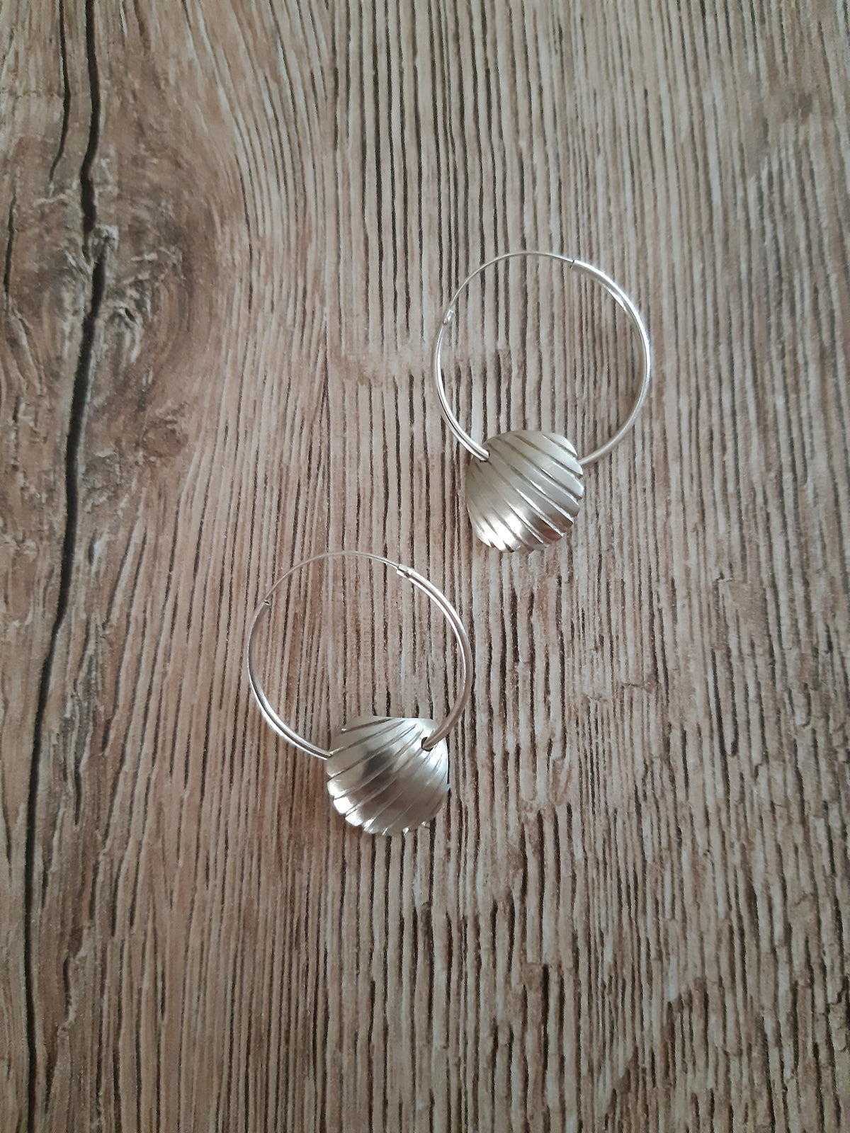 Creolen mit Muscheln – Detailansicht 2
