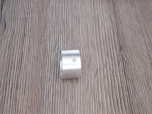 Bandring mit champagnerfarbenem Brillant – Schmuck von Goldschmiede AS