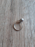 Ring mit grauer Perle – Schmuck von Goldschmiede AS