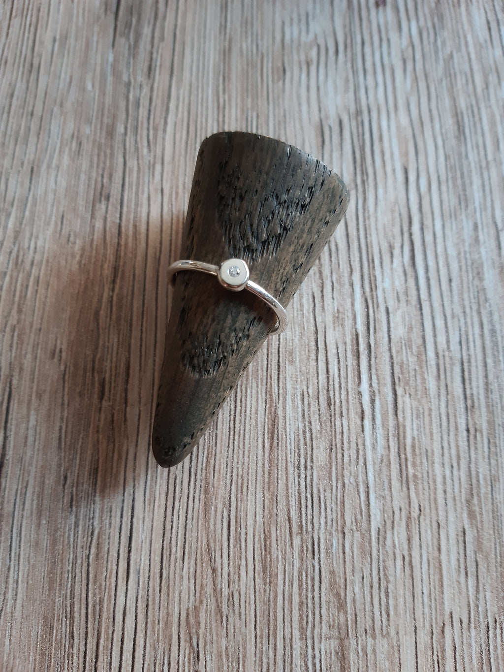 Vorsteckring mit kleinem Brillant – Schmuck von Goldschmiede AS
