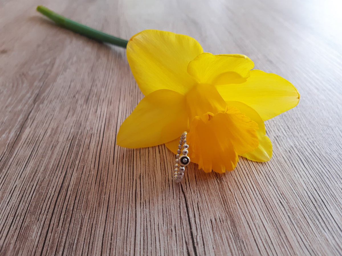 Bicolor-Kugelring mit Brillant – Detailansicht 2